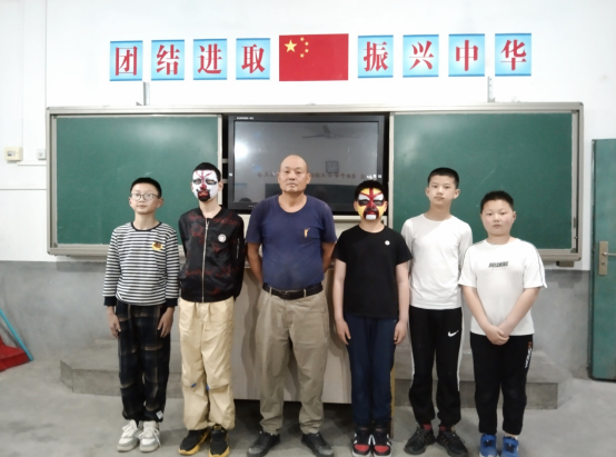 A1 三陽鎮疊羅漢非遺傳承走進三陽學校座談會780.png